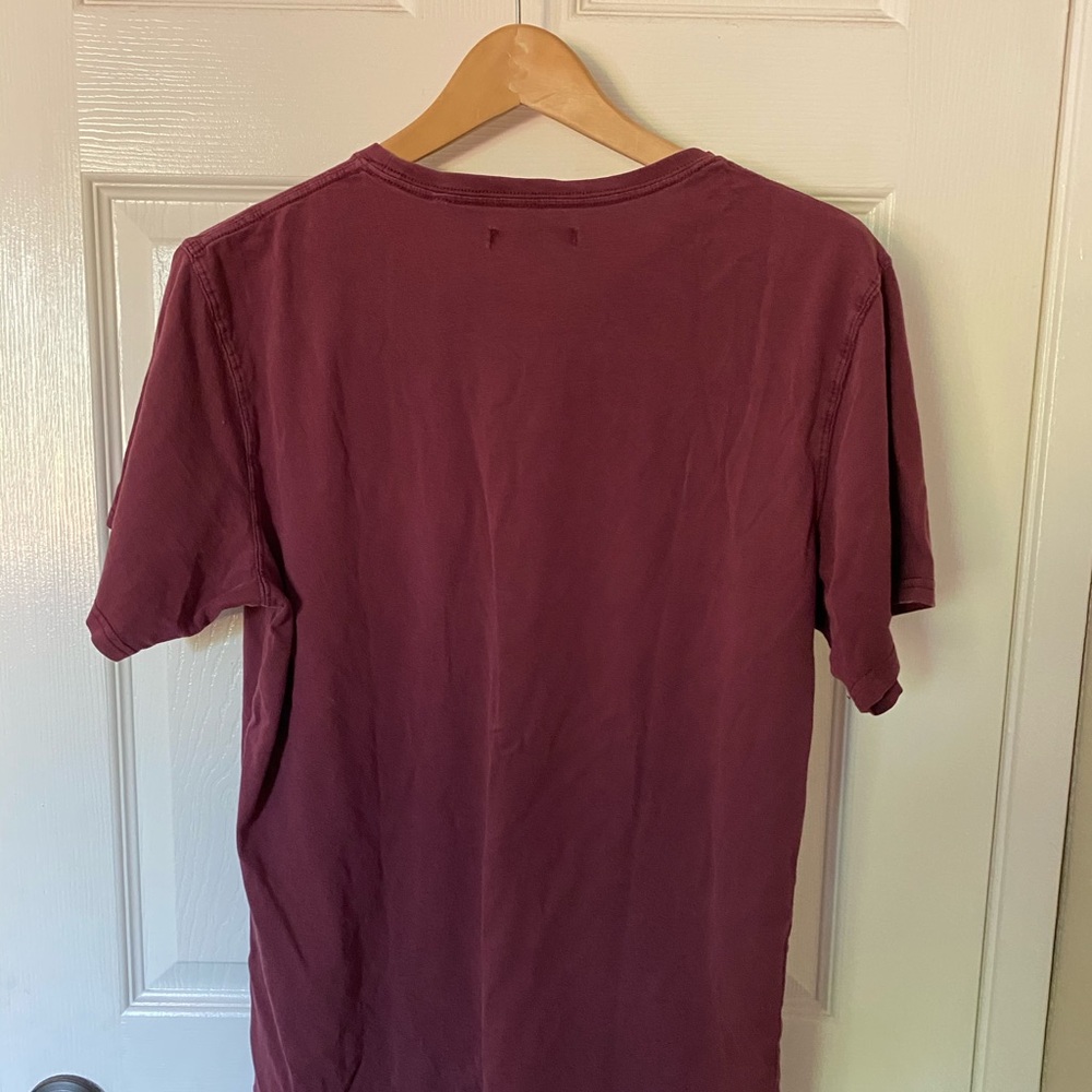 Banks men’s maroon shirt large - Picture 2 of 4